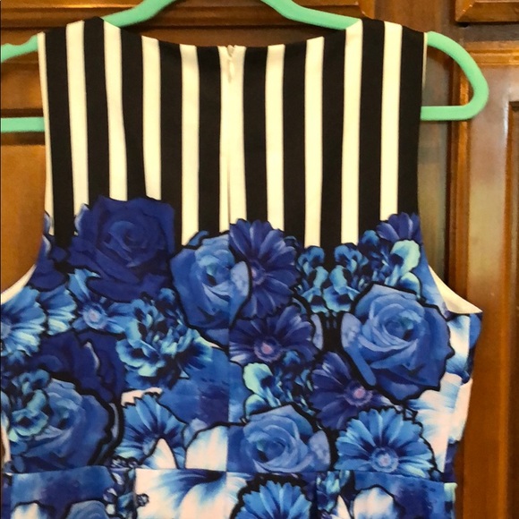 👗❤️Gorgeous Banana USA Dress❤️👗 - Picture 8 of 9